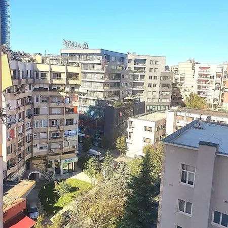 Aparttastic - By Ujza Apartment *
